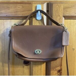 Vintage Coach 9924 Casino Crossbody Bag Brown Leather Shoulder Handbag Bag READ